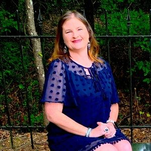 Meet your Posher, Casey